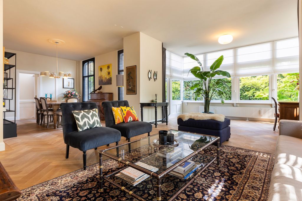 Property photo 2 of 29