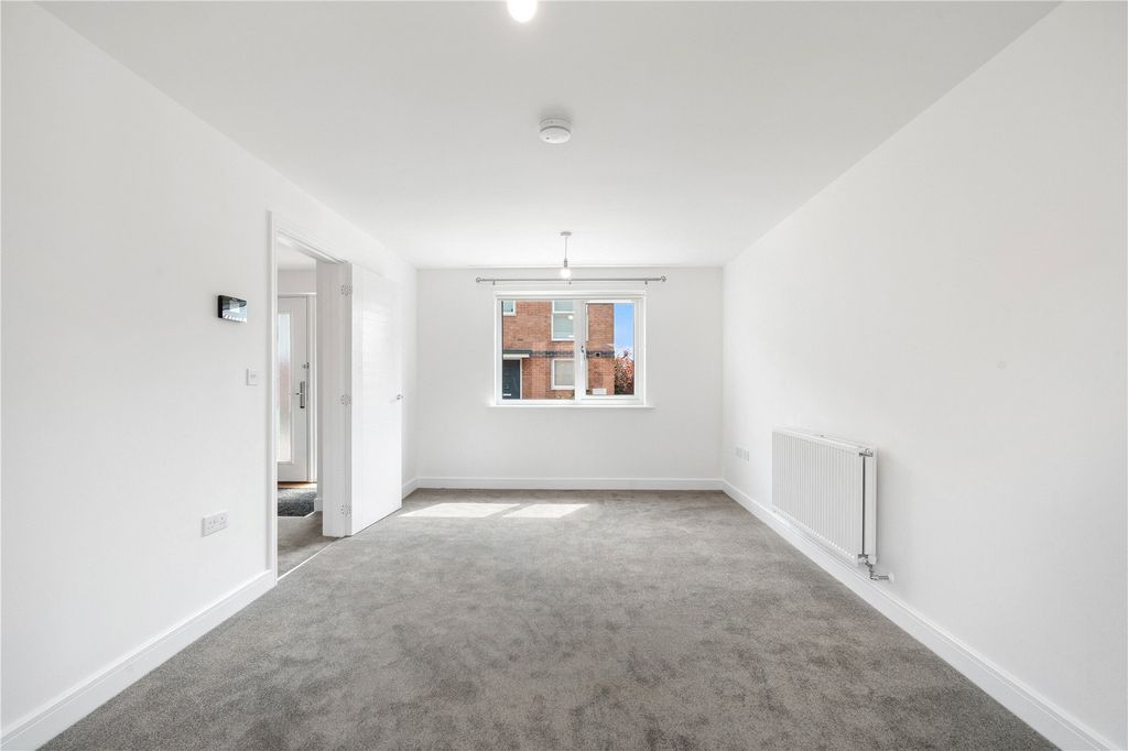 Property photo 2 of 10 Picture No. 06