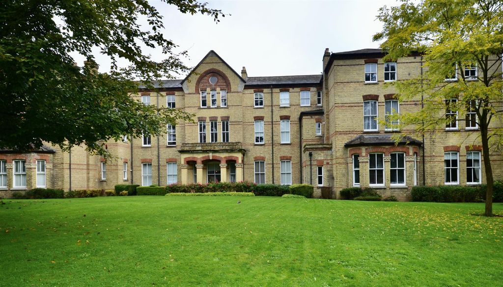 Property photo 1 of 7