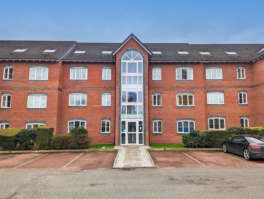 Property photo 2 of 14 Front.Png