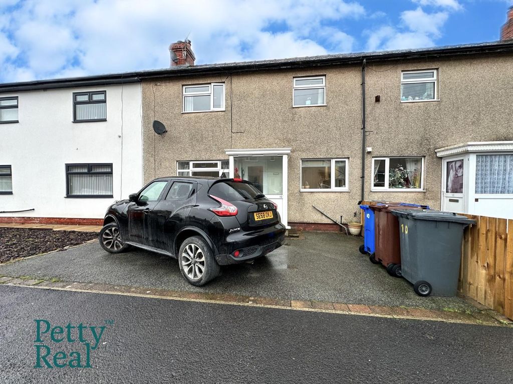 Property photo 2 of 16 8737F60D-0053-4Cb0-A2A4-1Deb320E326A.Jpeg