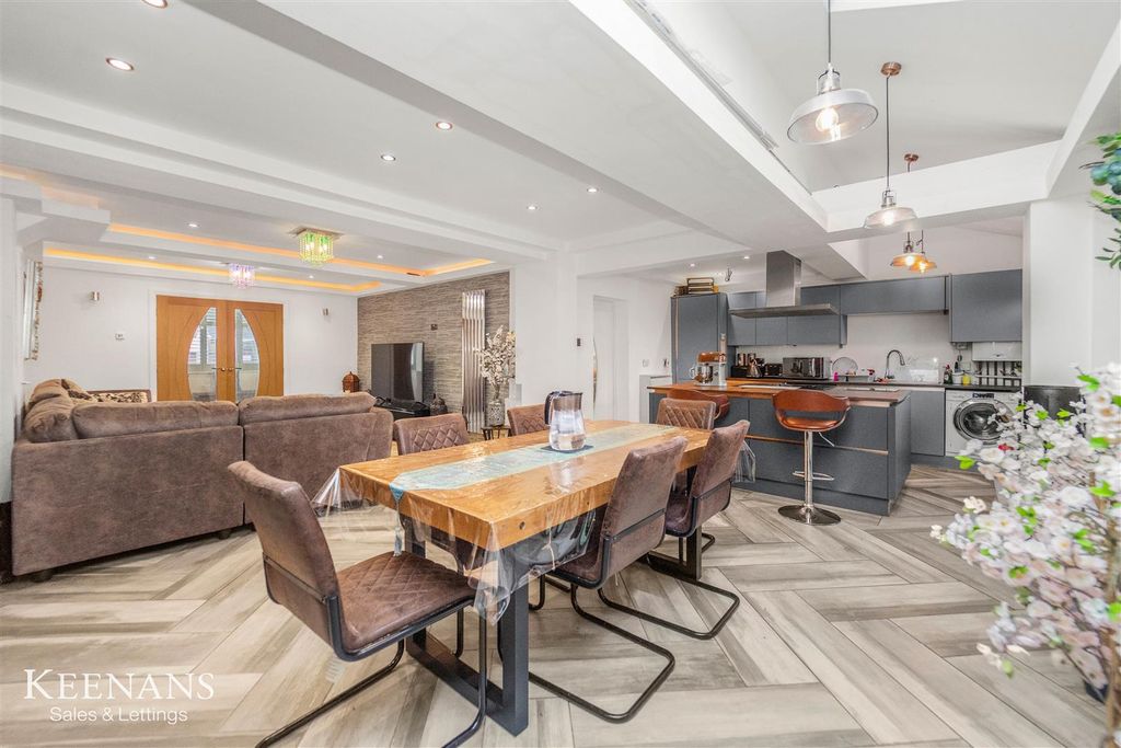 Property photo 1 of 46 2.Jpg