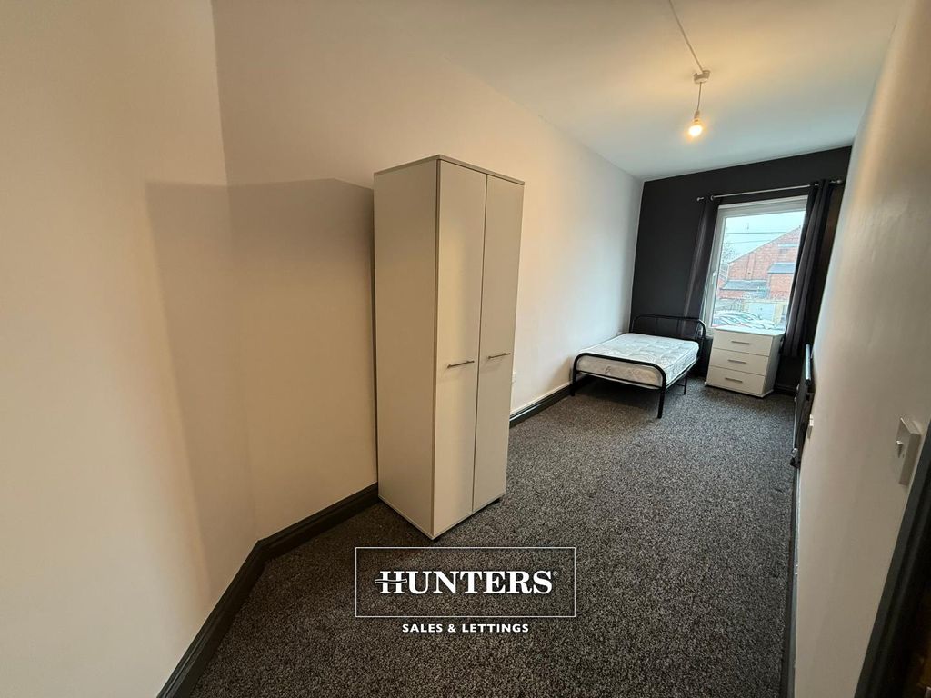 Property photo 1 of 7 5.Png