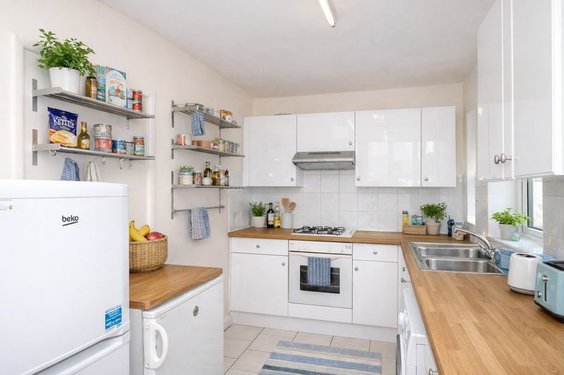 Property photo 2 of 11 Photo 15