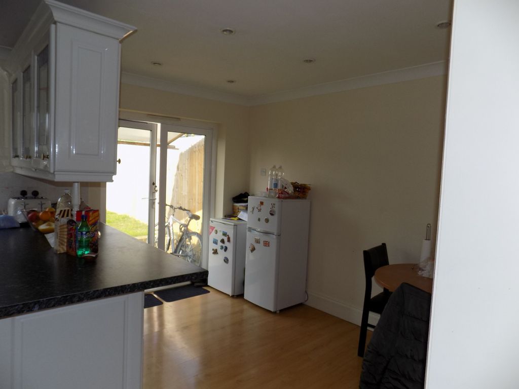 Property photo 2 of 5 Gallery