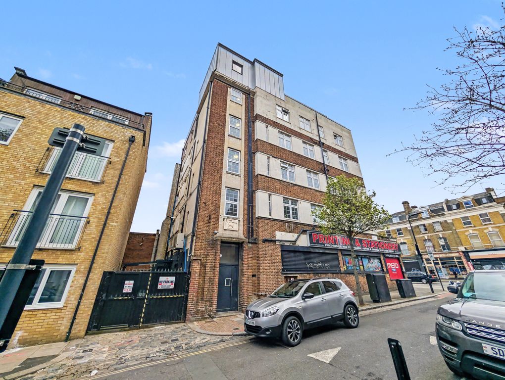 Property photo 1 of 5