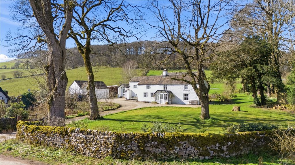 Property photo 1 of 45 Picture No. 40