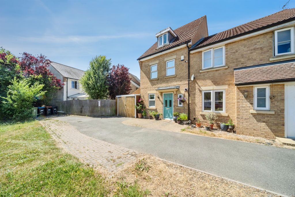 Property photo 1 of 18