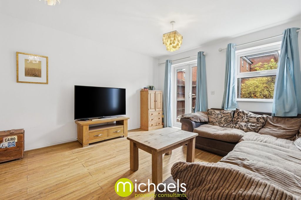 Property photo 3 of 18