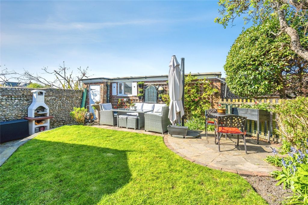 Property photo 3 of 27 Picture No. 27