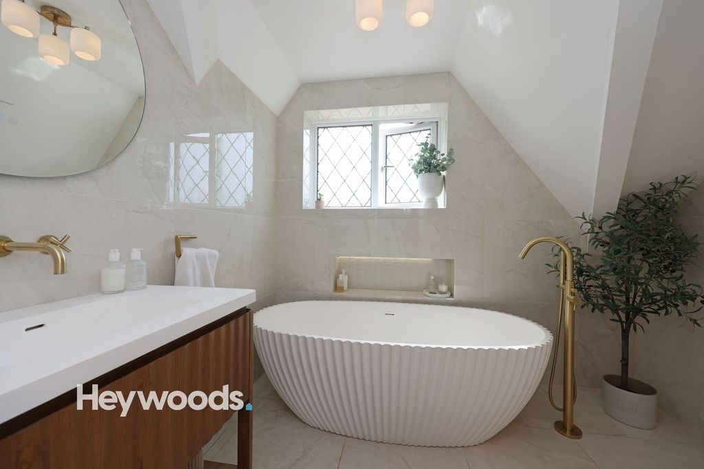 Property photo 3 of 65 3