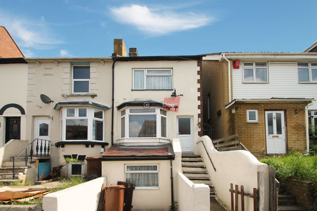 Property photo 1 of 14 3 Bedroom House For Rent