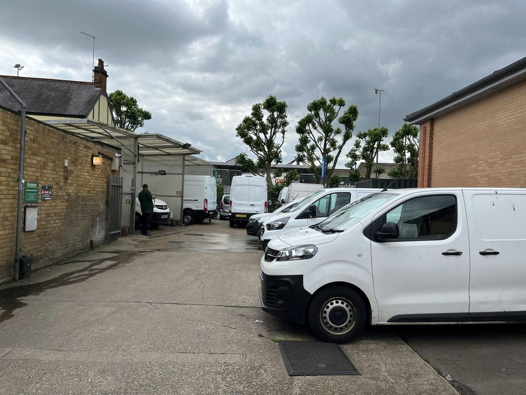 Property photo 3 of 4 Image 3