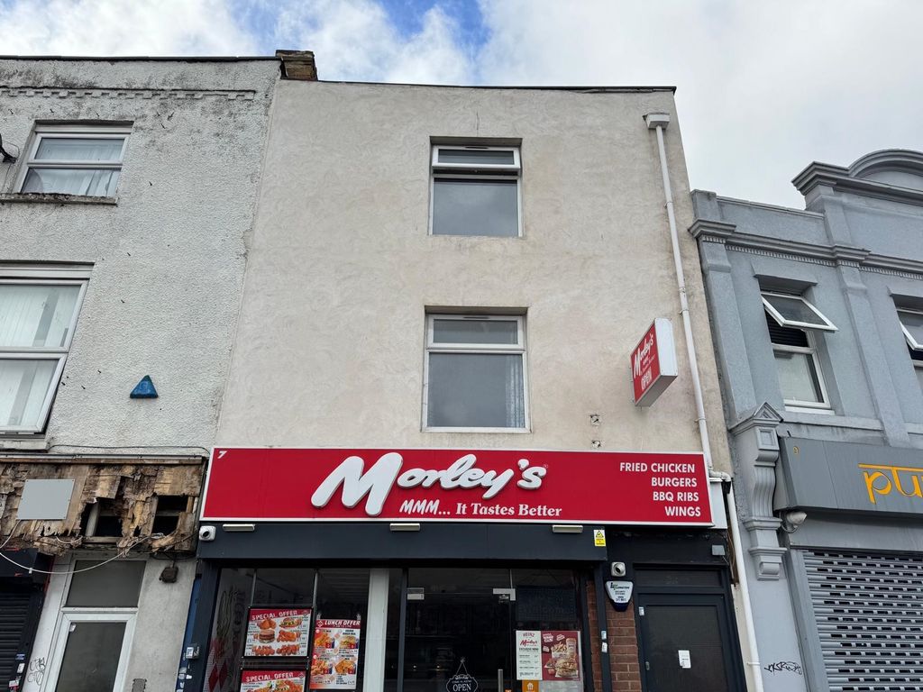 Property photo 1 of 4