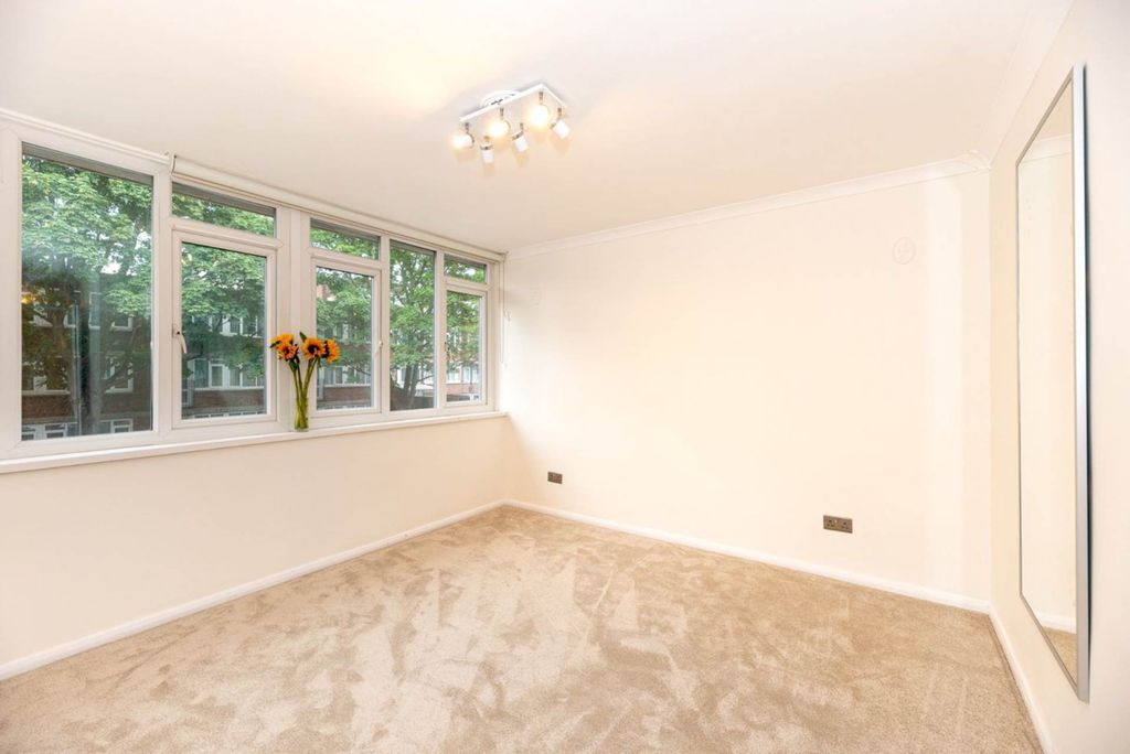 Additional image 6 of 3 bed flat for saleNine Elms, London SW8