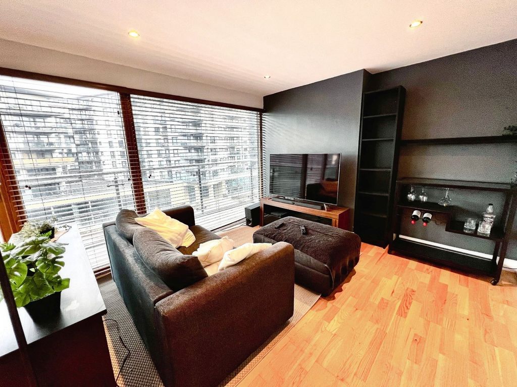 Property photo 3 of 12 Picture No. 21