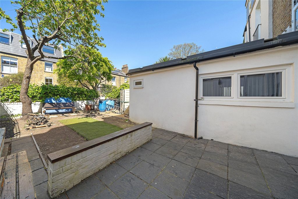 Property photo 3 of 12 Picture No. 08