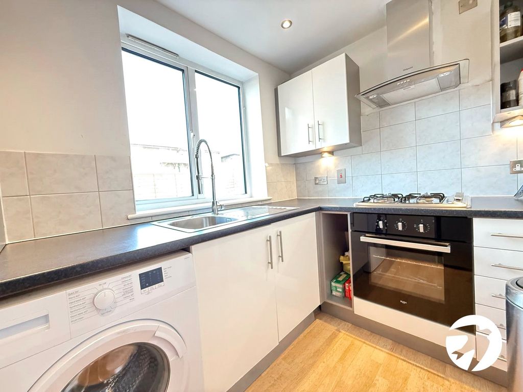 Property photo 2 of 14 Picture 2