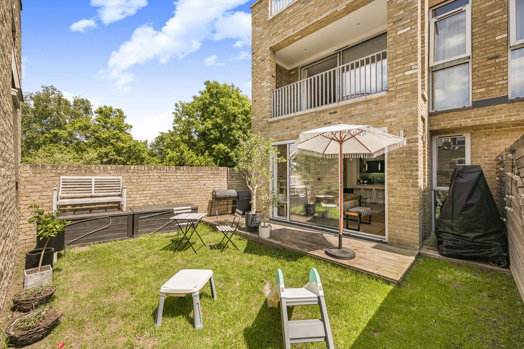 Property photo 3 of 9
