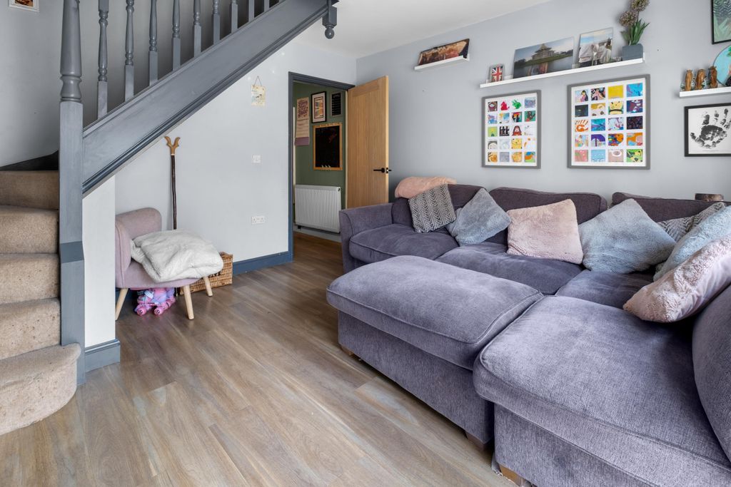 Property photo 3 of 16 Dscf0005