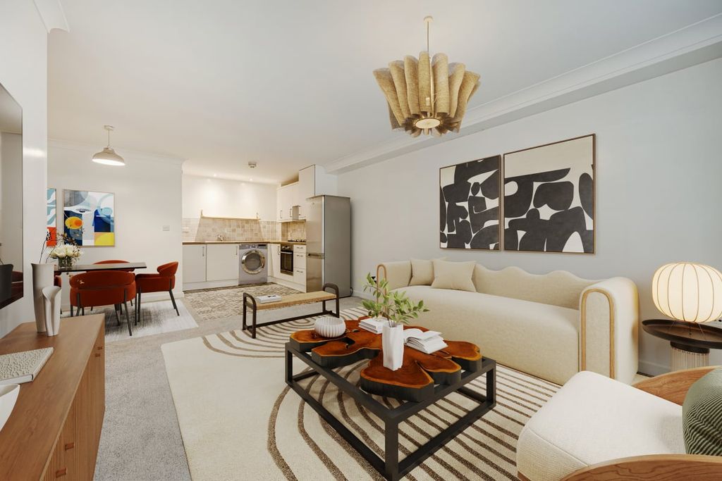 Property photo 2 of 10