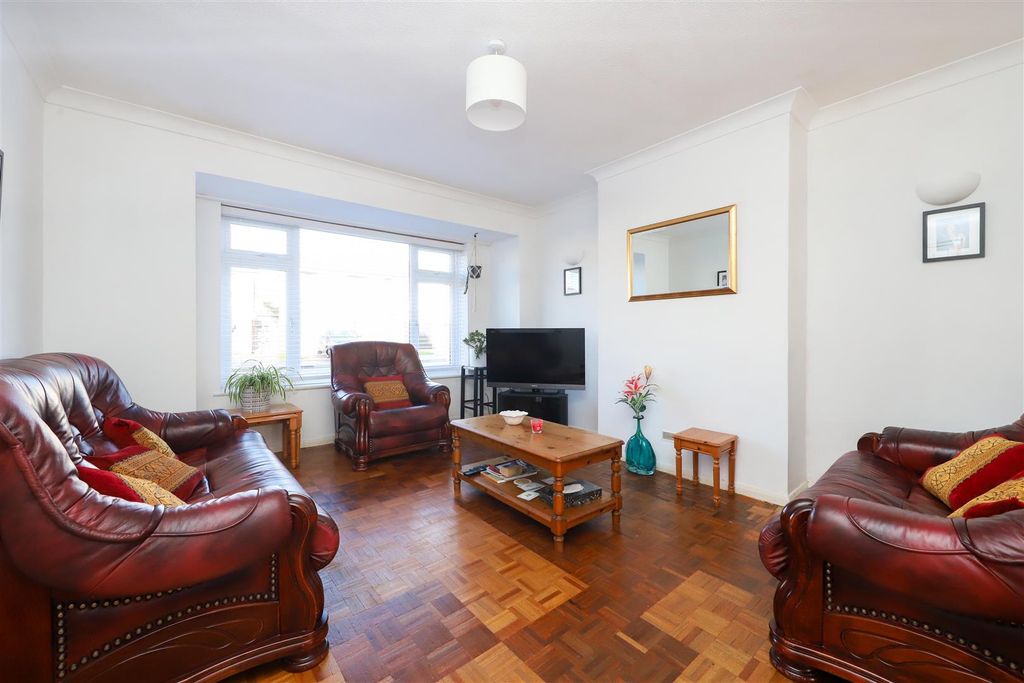 Property photo 3 of 13 Living Room