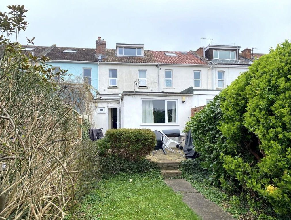 Property photo 2 of 6 Garden