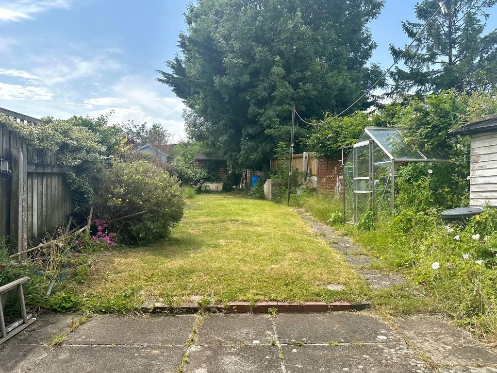 Property photo 2 of 31 Rear Garden