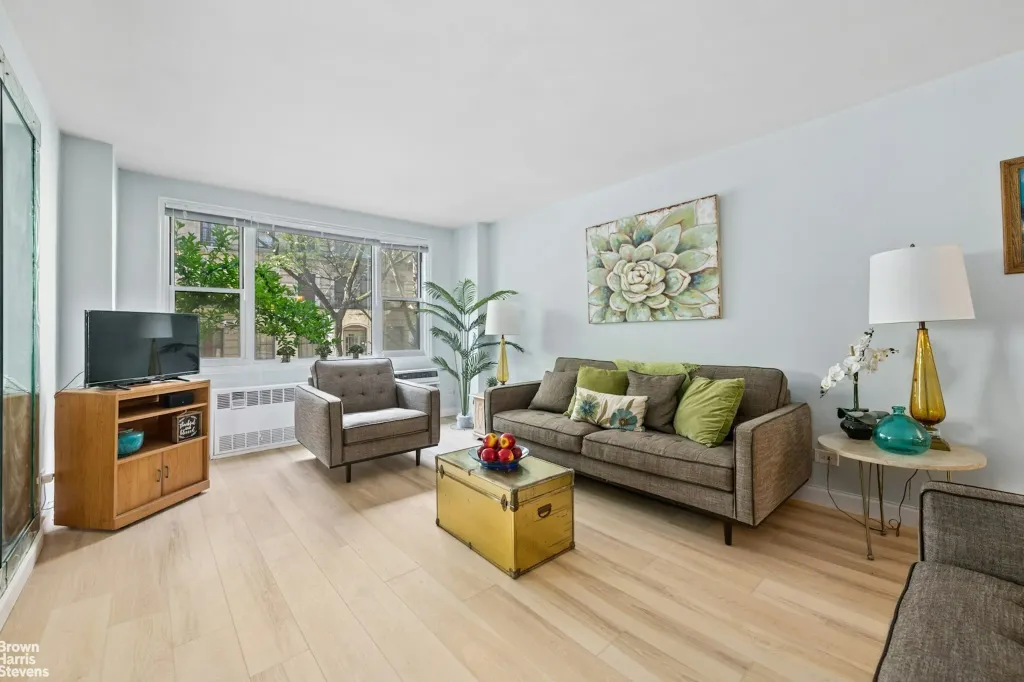 Property photo 2 of 13 <Alttext/>