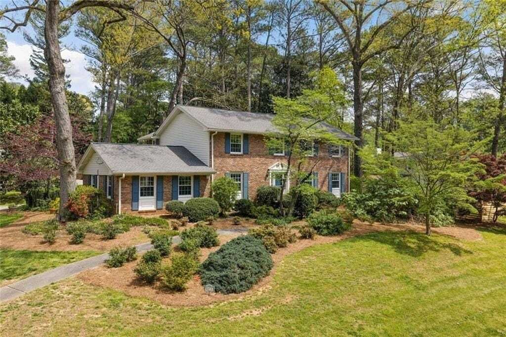 Property photo 1 of 31