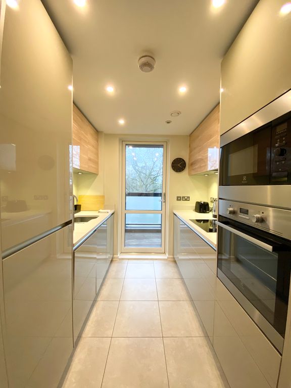 Property photo 3 of 9 3