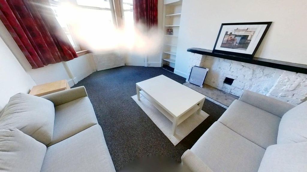 Property photo 2 of 9 Photo 2