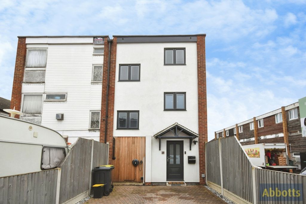 Property photo 1 of 23 Pbox-Img.Jpg