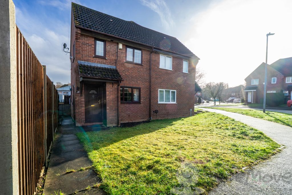 Property photo 1 of 8 Front View