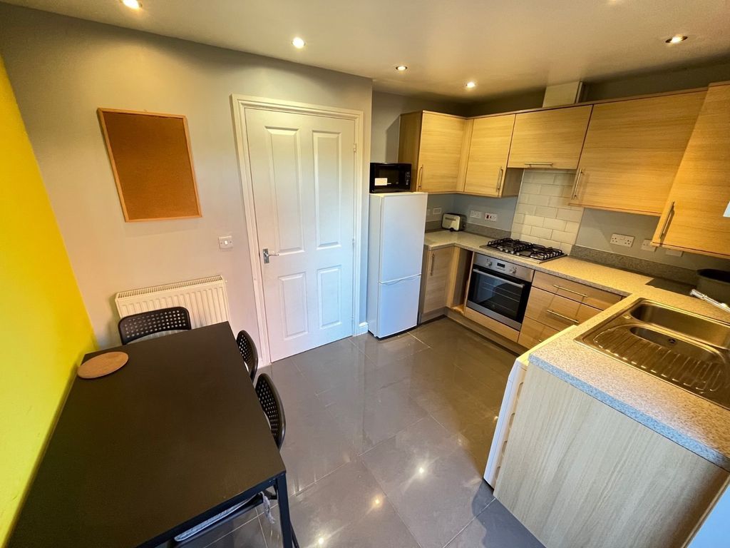 Property photo 3 of 21 Picture No. 07