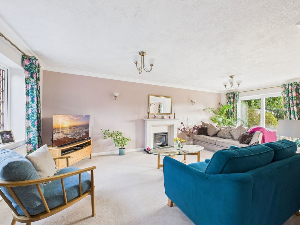 Property photo 2 of 16