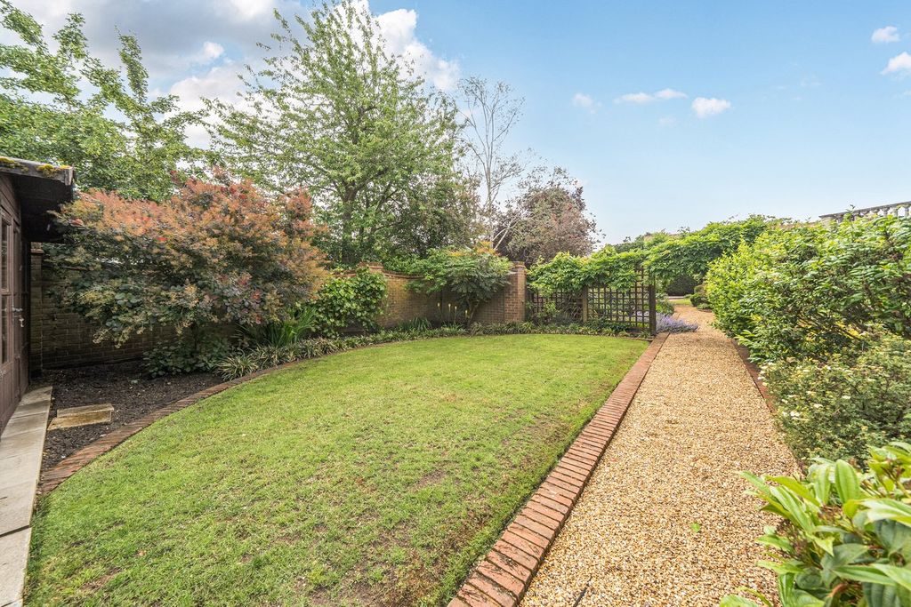 Additional image 28 of 6 bed detached house for saleChurch Road, Westoning MK45