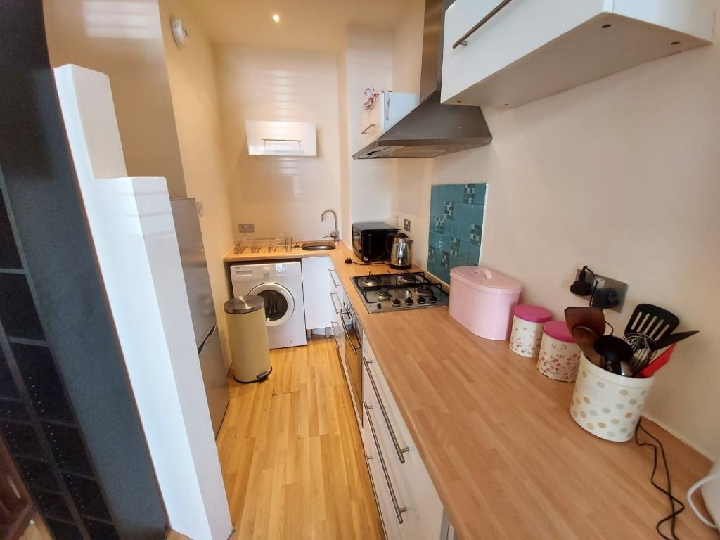 Property photo 3 of 7