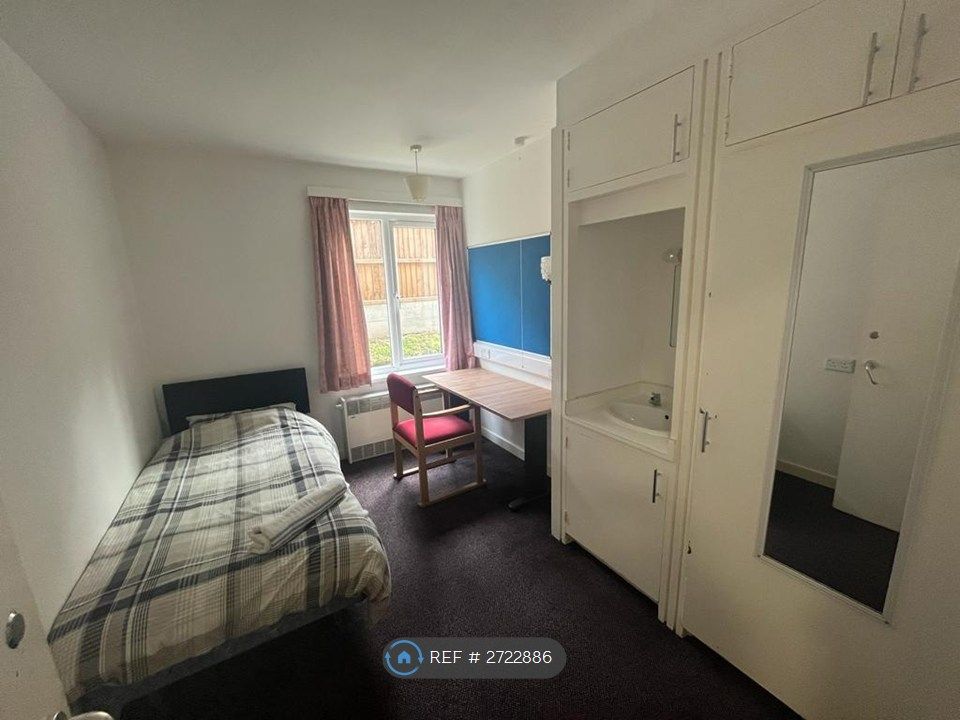 Property photo 1 of 1
