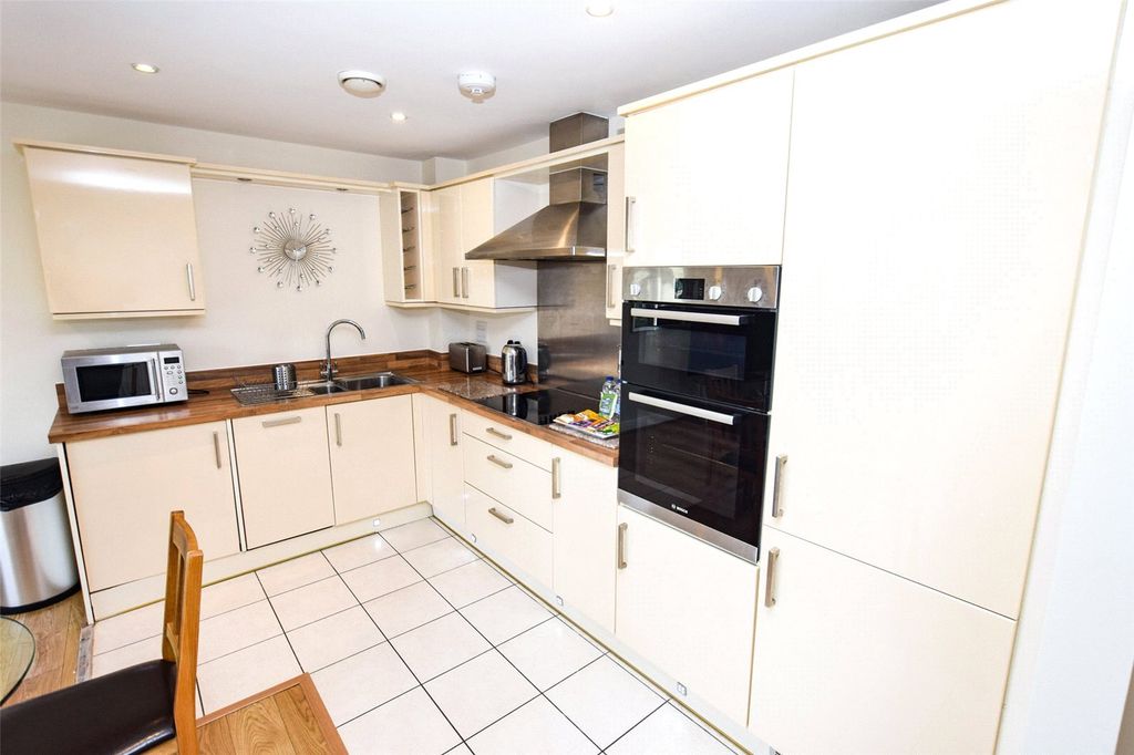Property photo 3 of 16 Picture No. 03