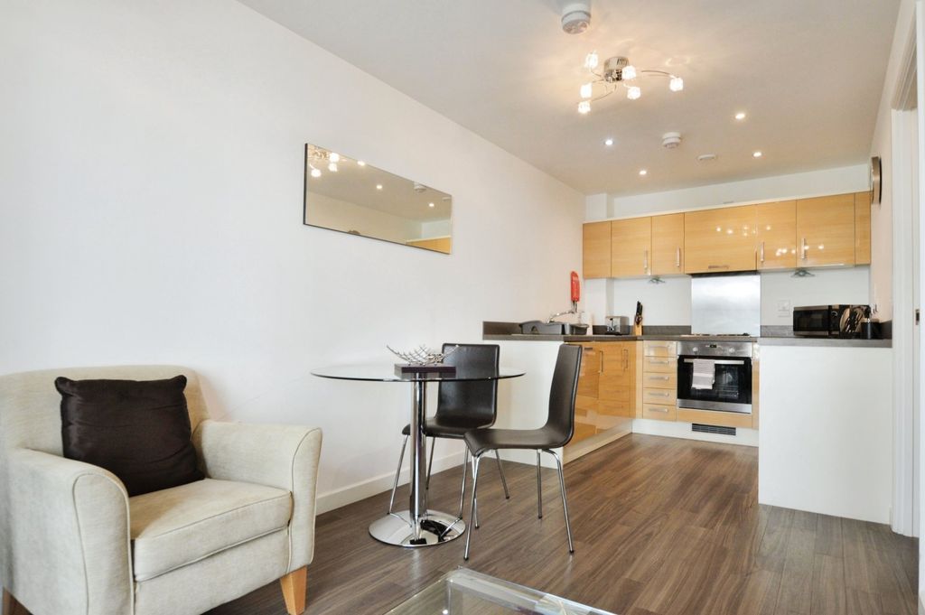 Property photo 2 of 7 Picture No. 05