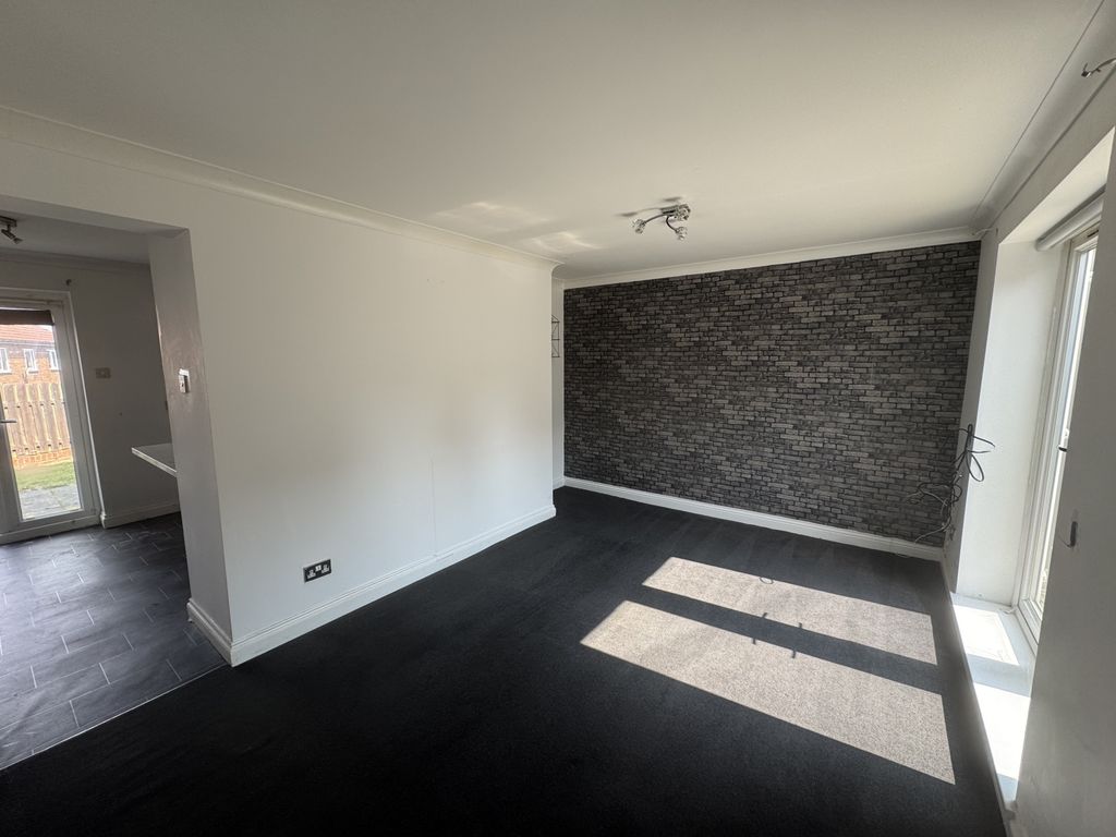 Property photo 2 of 8 Img_3401