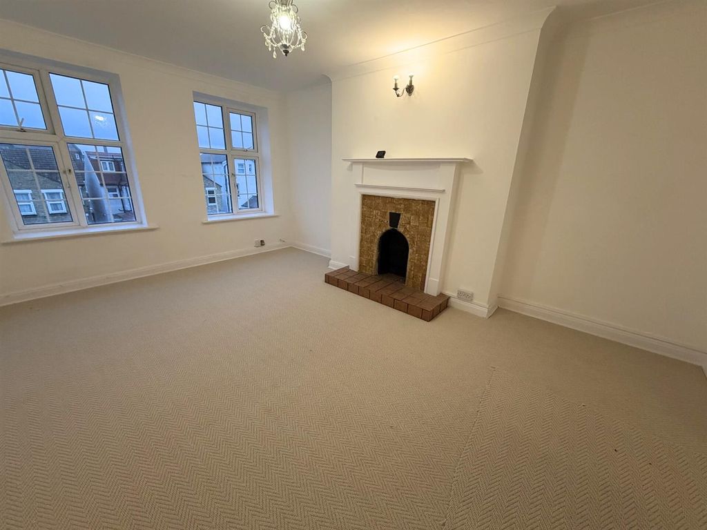 Property photo 3 of 8 Thumbnail_Img_0605 (1) - Edited.Jpg