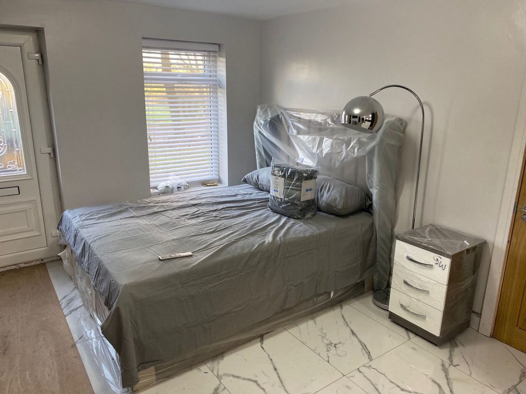 Property photo 2 of 9 Gallery