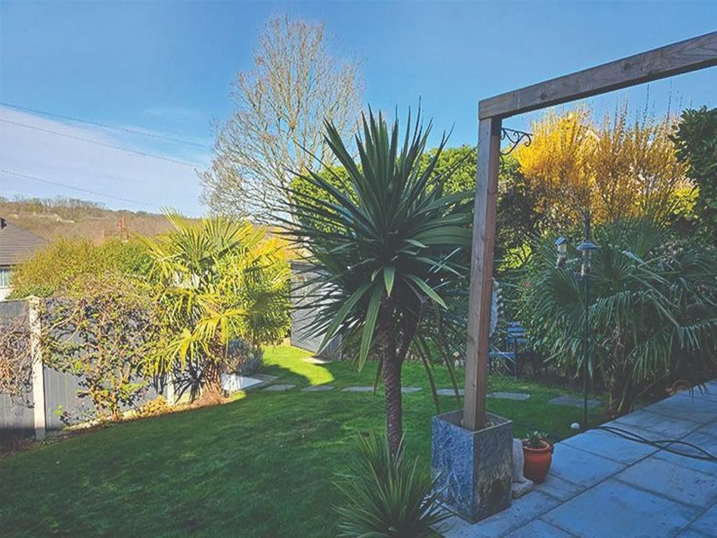 Property photo 3 of 22