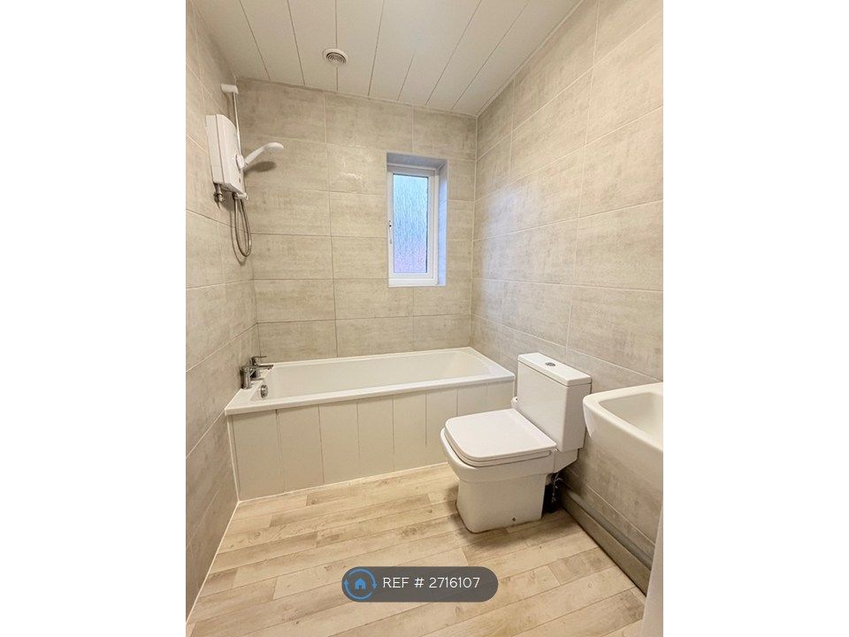 Property photo 3 of 10 Refurbished Bathroom