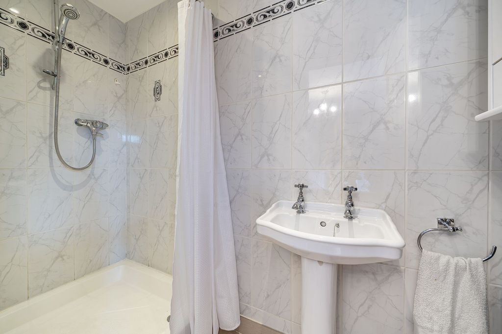 Additional image 11 of 4 bed detached house for salePaddock Close, Pershore WR10