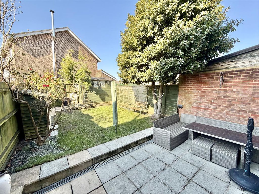 Property photo 2 of 13 Img_5404.Jpeg