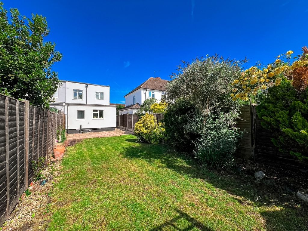 Property photo 2 of 41