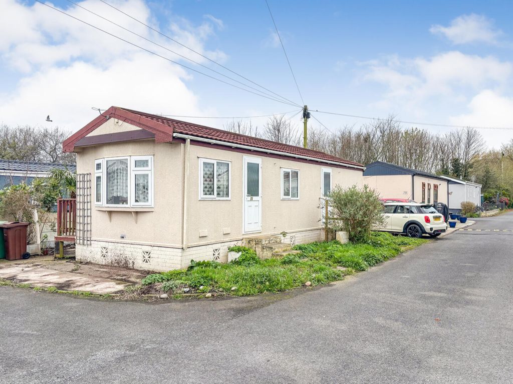 Property photo 3 of 12 Front (Exterior)